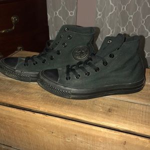 Chuck Taylor high top converse